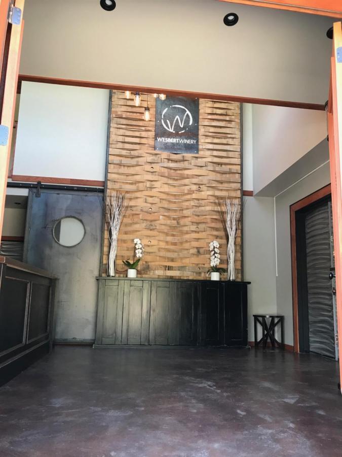 Wesbert Winery&Guest Suites Penticton Exterior foto